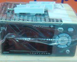Yokogawa UM33A-000-11